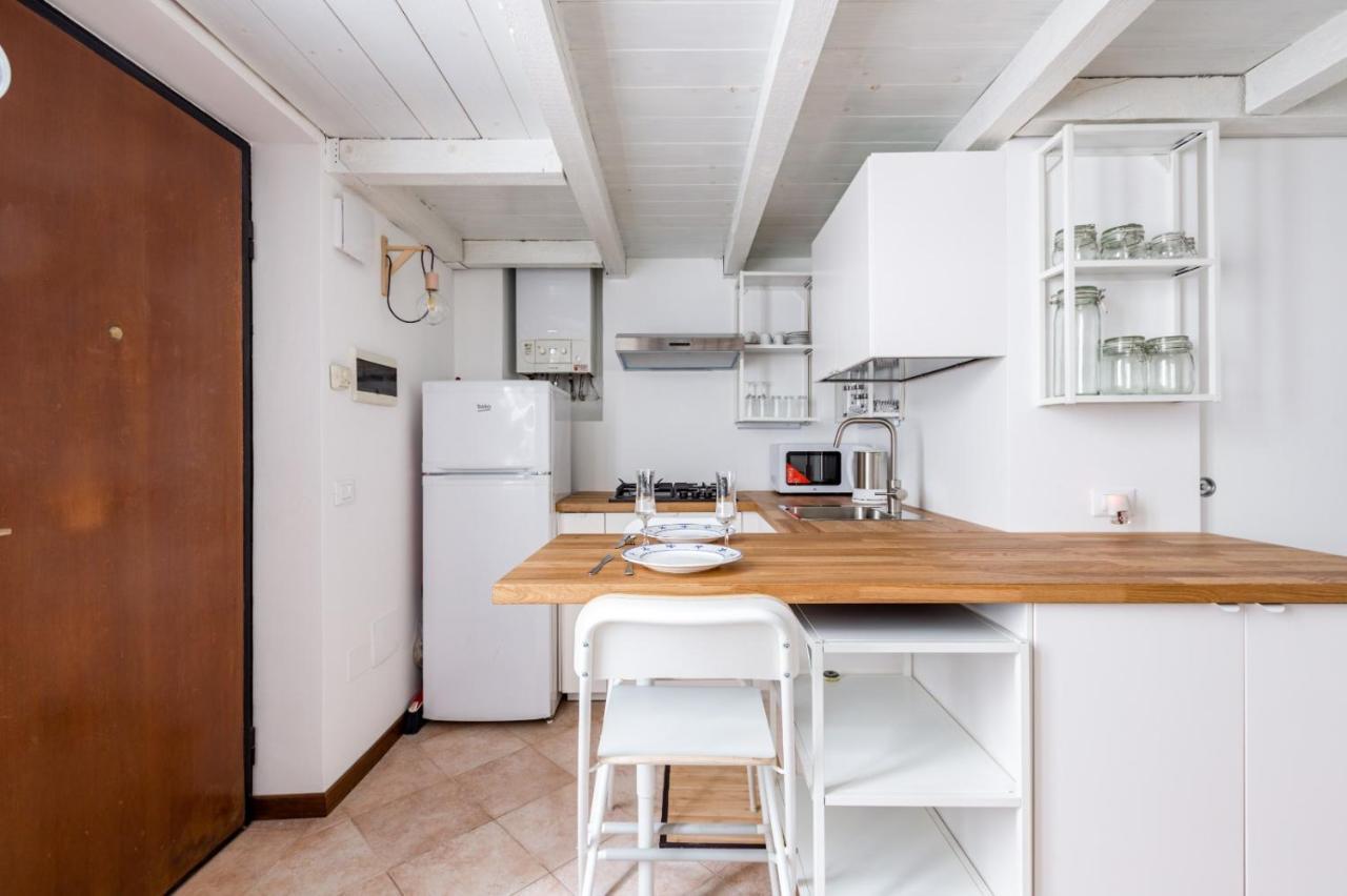 New! Studio Apt 700M From Corso Lodi! Mailand Exterior foto